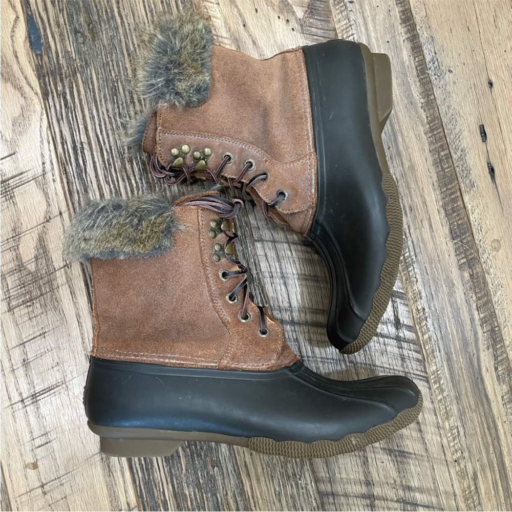 Sperry Waterproof leather fur boots Wm 8.5